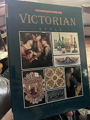 Imagen del vendedor de introduction to victorian style a la venta por A.C. Daniel's Collectable Books
