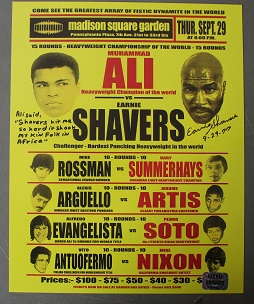 Immagine del venditore per Muhammad Ali vs Earnie Shavers Madison Square Garden - Shavers Autographed Print with Hologram venduto da Comic World
