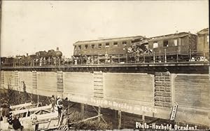 Foto Ansichtskarte / Postkarte Eisenbahn-Unglück in Dresden, 1918