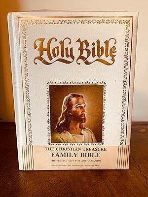 Holy Bible [The Christian Treasure FAMILY BIBLE KING JAMES VERSION] [Image Buffalo Leather Still ...