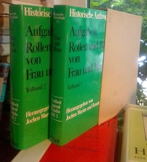 Imagen del vendedor de Aufgaben, Rollen und Rume von Frau und Mann. Teilband 1 und 2. a la venta por Antiquariat Thomas Nonnenmacher