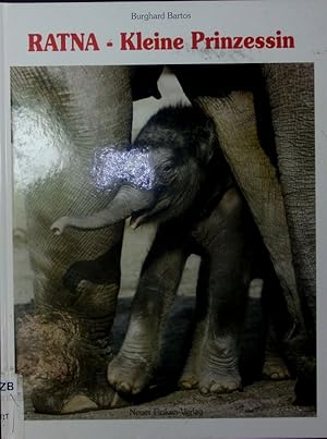 Seller image for Elefantenbabys. Nachwuchs im Tierpark Hagenbeck. for sale by Antiquariat Bookfarm