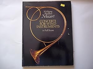 Concerti for Wind Instruments in Full Score (Dover Orchestral Music Scores)