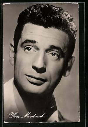 Image du vendeur pour Ansichtskarte Schauspieler Yves Montand in dem Film Die Hexen von Salem mis en vente par Bartko-Reher