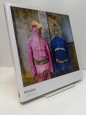 Imagen del vendedor de Maske. Introduction by Chika Okeke - Agulu. a la venta por Antiquariat Langguth - lesenhilft