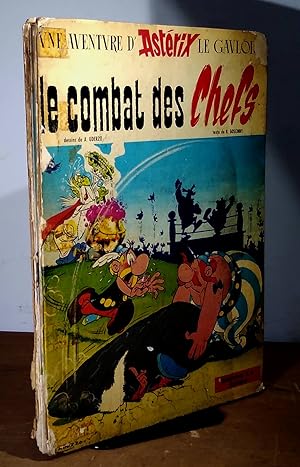 Bild des Verkufers fr LE COMBAT DES CHEFS - UNE AVENTURE D'ASTERIX LE GAULOIS - 1966 zum Verkauf von Livres 113