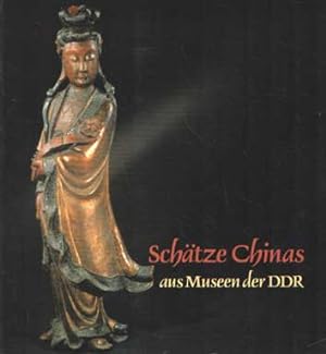 Immagine del venditore per Schtze Chinas aus Museen der DDR venduto da Bij tij en ontij ...