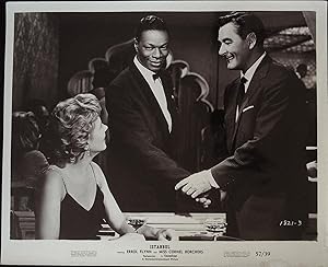 Imagen del vendedor de Istanbul 8 X 10 Still 1957 Errol Flynn, Nat King Cole a la venta por AcornBooksNH