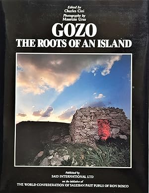 Image du vendeur pour Gozo: the Roots of an Island mis en vente par PKRD