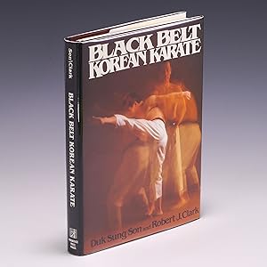 Image du vendeur pour Black Belt Korean Karate mis en vente par Salish Sea Books