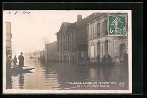 Ansichtskarte Neuilly, Crue de la Seine 1910, Rue Soyer, Strassenpartie bei Hochwasser