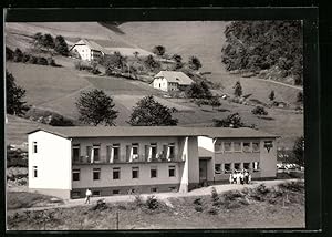 Bild des Verkufers fr Ansichtskarte Neuenweg /Schwarzwald, Unser Haus am Belchen mit Gsten zum Verkauf von Bartko-Reher