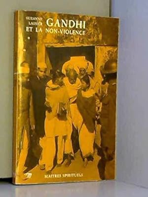 Bild des Verkufers fr Gandhi Et La Non Violence zum Verkauf von JLG_livres anciens et modernes