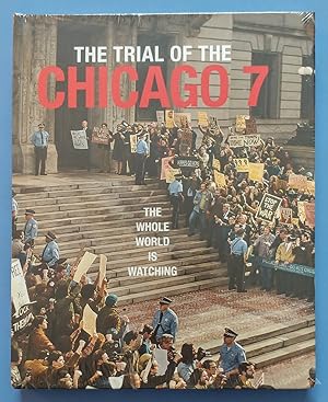 Imagen del vendedor de The Trial of the Chicago 7 : The Whole World Is Watching a la venta por Books of the World