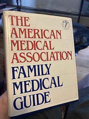 Image du vendeur pour the american medical association family medical guide mis en vente par A.C. Daniel's Collectable Books