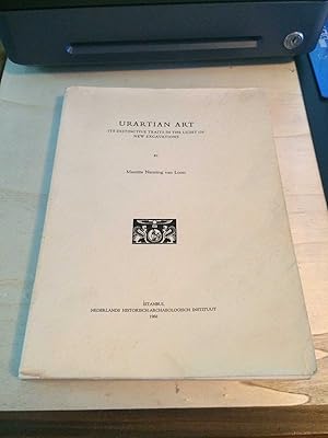 Image du vendeur pour Urartian Art: Its Distinctive Traits in the Light of New Excavations mis en vente par Dreadnought Books