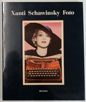 Seller image for Xanti Schawinsky Foto. for sale by Klaus Schneborn