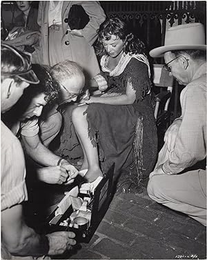 Imagen del vendedor de Kitty (Original photograph of Mitchell Leisen and Paulette Goddard on the set of the 1945 film) a la venta por Royal Books, Inc., ABAA