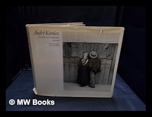 Image du vendeur pour Andr Kertsz : sixty years of photography, 1912-1972 / ed. by Nicolas Ducro mis en vente par MW Books Ltd.