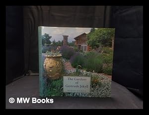 Bild des Verkufers fr The gardens of Gertrude Jekyll / Richard Bisgrove; special photography by Andrew Lawson zum Verkauf von MW Books Ltd.