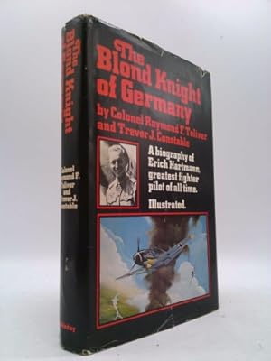 Image du vendeur pour The Blond Knight of Germany : A Biography of Erich Hartmann mis en vente par ThriftBooksVintage