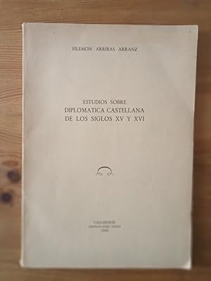 Immagine del venditore per Estudios sobre diplomtica castellana de los siglos XV y XVI venduto da Vrtigo Libros