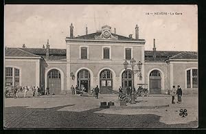 Ansichtskarte Nevers, La Gare, Bahnhof im Sonnenschein