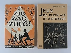 Imagen del vendedor de Runion de deux ouvrages : Zig Zag Zoug ! Recueil de jeux pour la jeunesse. Illustrations de Marcel North. // Jeux de plein air et d'intrieur. 140 descriptions illustres de diagrammes. a la venta por Librairie Christian Chaboud