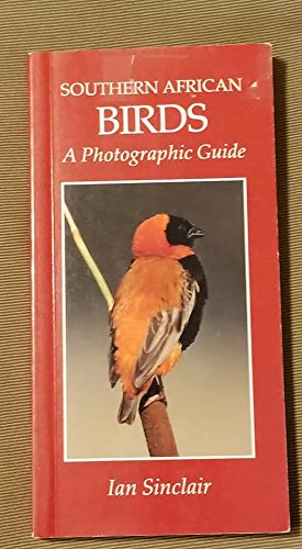 Seller image for Southern African Trees: A Photographic Guide (Photographic Guides) for sale by WeBuyBooks