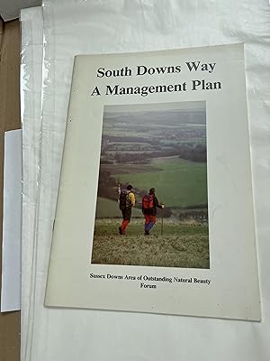 Immagine del venditore per South Downs Way. A Management Plan. Prepared for The Sussex Downs Area of Outstanding Natural Beauty Forum venduto da SAVERY BOOKS