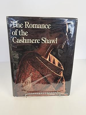 Bild des Verkufers fr The Romance of The Cashmere Shawl zum Verkauf von Chamblin Bookmine