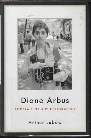 Image du vendeur pour DIANE ARBUS; Portrait of a Photographer mis en vente par Books from the Crypt