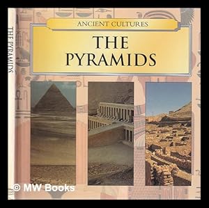 Imagen del vendedor de The Pyramids a la venta por MW Books