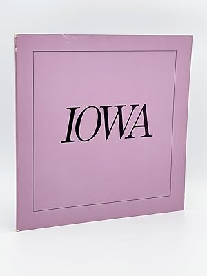 Imagen del vendedor de Iowa a la venta por Riverrun Books & Manuscripts, ABAA