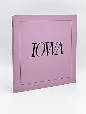 Imagen del vendedor de Iowa a la venta por Riverrun Books & Manuscripts, ABAA