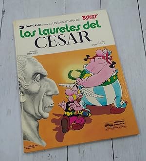 Imagen del vendedor de Los laureles del Csar. Astrix a la venta por Librera Dilogo