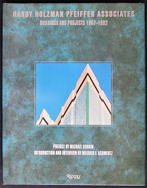 Immagine del venditore per Hardy Holzman Pfeiffer Associates: Buildings and Projects 1967-1992 venduto da Design Books