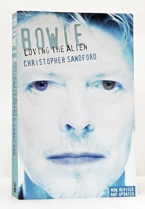 Bild des Verkufers fr Bowie Loving The Alien zum Verkauf von Adelaide Booksellers