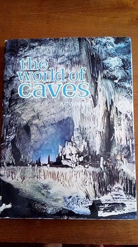 Bild des Verkufers fr The World of Caves zum Verkauf von Le Plessis Books