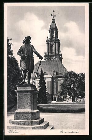 Bild des Verkufers fr Ansichtskarte Potsdam, Garnisonkirche mit Denkmal zum Verkauf von Bartko-Reher