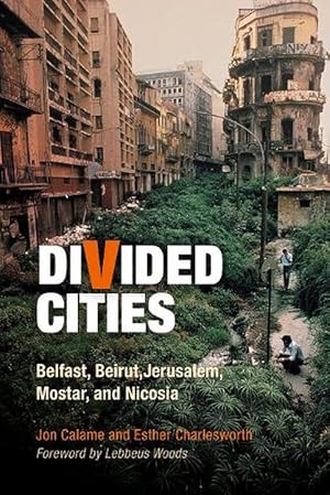 Immagine del venditore per Divided Cities (Paperback) venduto da CitiRetail