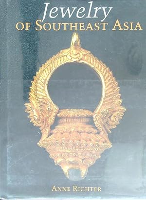 Imagen del vendedor de Jewelry of Southeast Asia a la venta por Librodifaccia