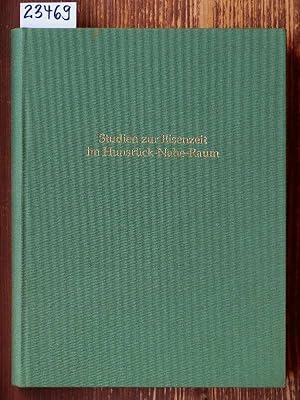 Bild des Verkufers fr Studien zur Eisenzeit im Hunsrck-Nahe-Raum. Symposium Birkenfeld 1987. Hrsg. von Alfred Haffner u. Andrei Miron. zum Verkauf von Michael Fehlauer - Antiquariat