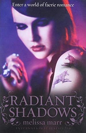 Imagen del vendedor de Radiant Shadows (Wicked Lovely) a la venta por WeBuyBooks