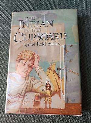 Imagen del vendedor de Indian in the Cupboard a la venta por Bob Lakin Books