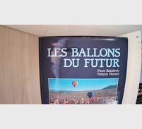Seller image for Les ballons du futur for sale by Tgl Harmattan 1