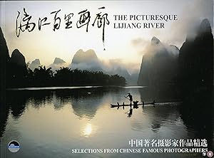 Imagen del vendedor de The Picturesque Lijiang River. Selections from chinese famous photographers (text in french, chinese, english, italian) a la venta por Emile Kerssemakers ILAB