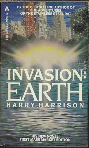 Imagen del vendedor de INVASION: EARTH a la venta por Books from the Crypt