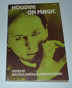 Bild des Verkufers fr Houdini on Magic (Dover Magic Books) zum Verkauf von Bibliomadness