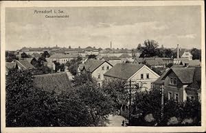 Bild des Verkufers fr Ansichtskarte / Postkarte Arnsdorf in Sachsen, Gesamtansicht, Blick ber die Dcher der Stadt zum Verkauf von akpool GmbH